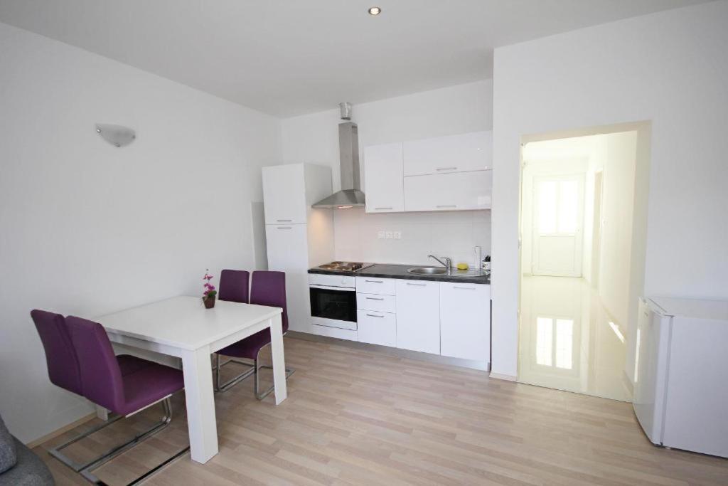 Apartmani Sea Star Makarska Zewnętrze zdjęcie