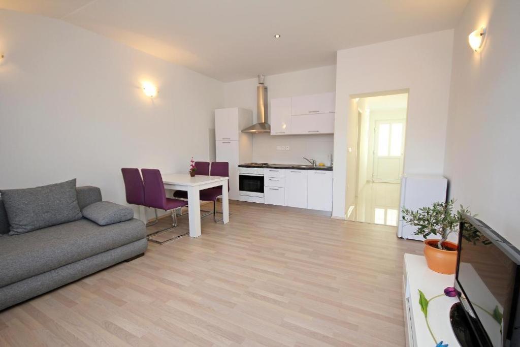 Apartmani Sea Star Makarska Zewnętrze zdjęcie